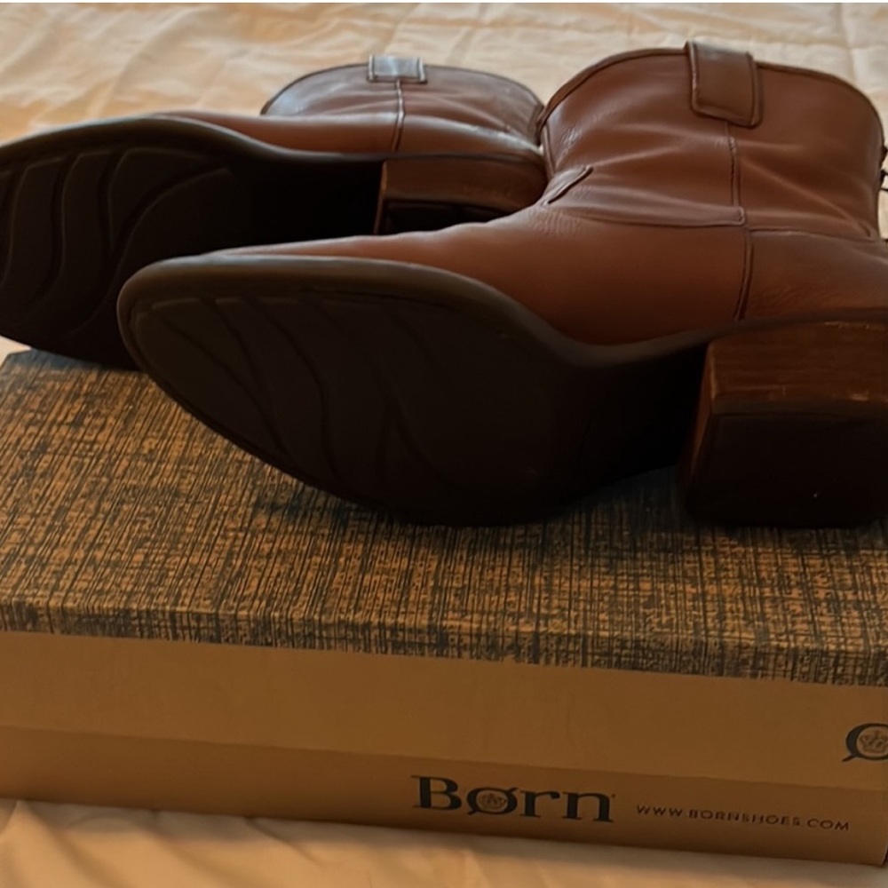 Born boots